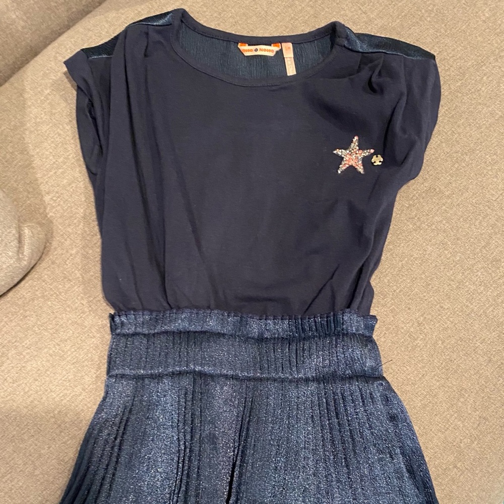 EUC Nono navy dress size 4